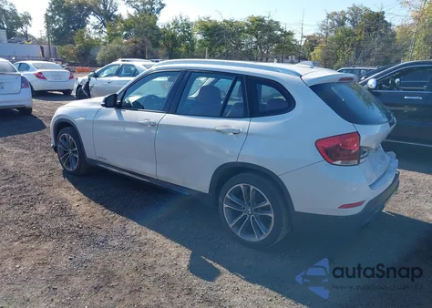 2014 BMW X1 xDrive28I из США, поврежденный, VIN WBAVL1C53EVY22650
